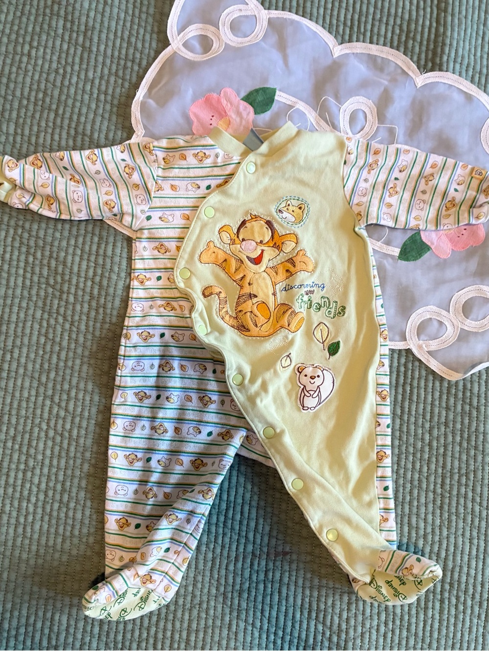 Disney baby Tigger embroidered footed sleeper onsie (6 Months)